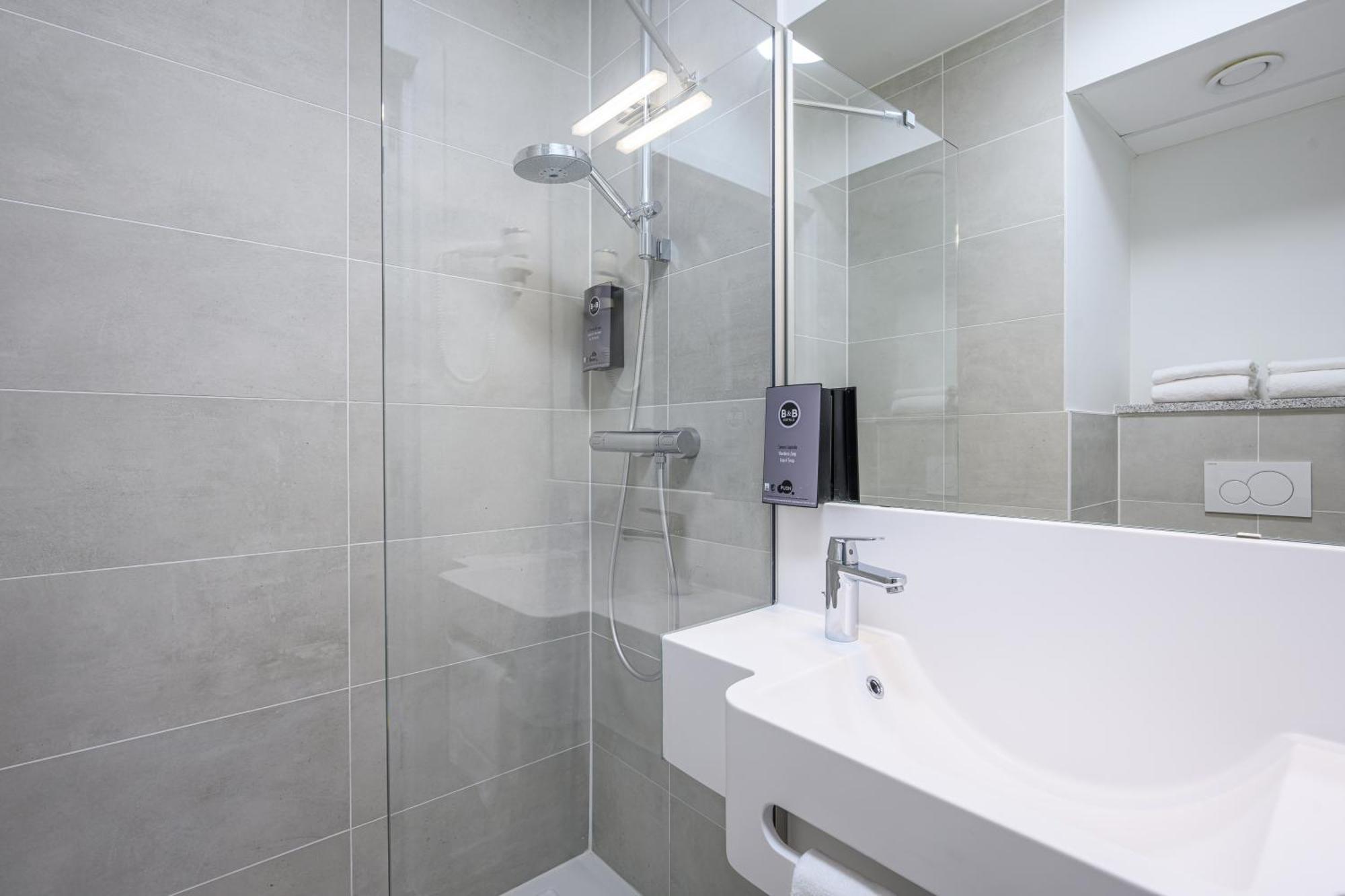 B&B Hotel Mechelen Dış mekan fotoğraf